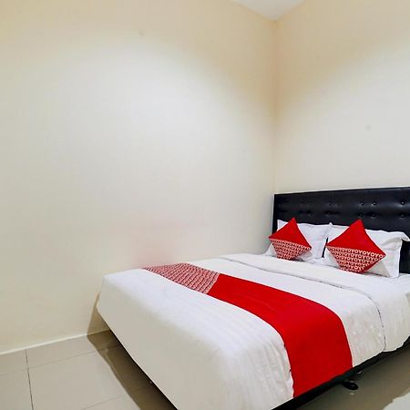 OYO 90778 River inn Malioboro Yogyakarta Eksteriør bilde